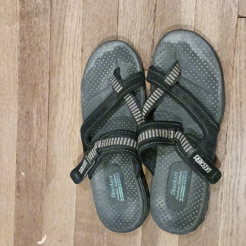 Skechers slippers sandals size 9
